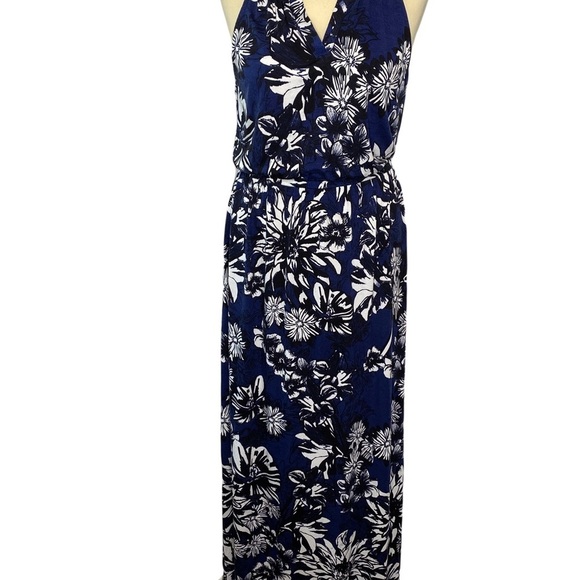 Skies Are Blue Floral Maxi Dress - Picture 12 of 13